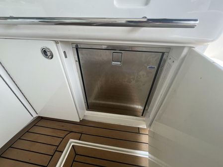 Sea Ray 450 Sundancer image