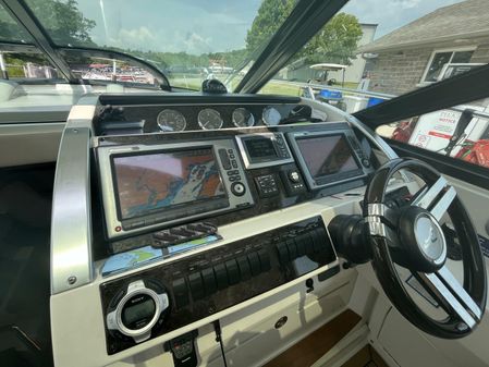 Sea Ray 450 Sundancer image