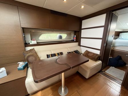 Sea Ray 450 Sundancer image