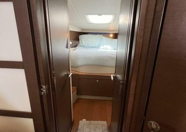 Sea Ray 450 Sundancer image