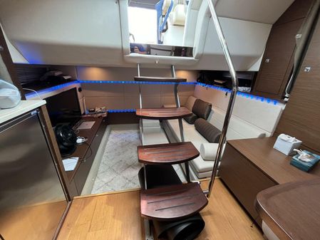 Sea Ray 450 Sundancer image