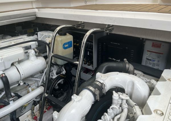 Sea Ray 450 Sundancer image