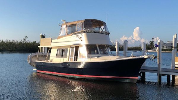 Mainship 400 Trawler 