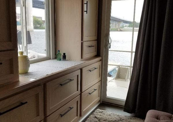Stardust Cruisers Live Aboard Houseboat image