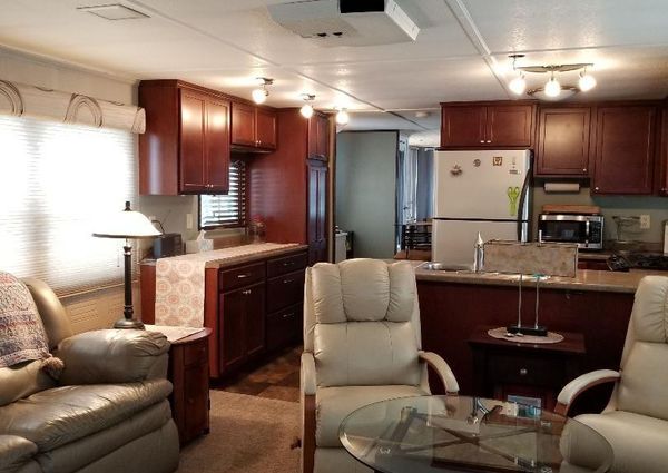 Stardust Cruisers Live Aboard Houseboat image