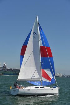 Hanse 385 image