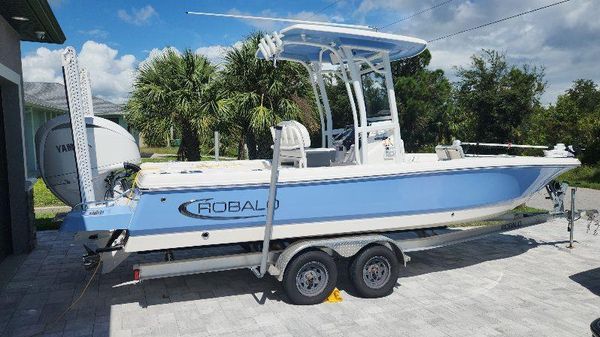 Robalo 246 Cayman 