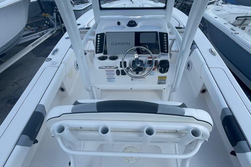 Robalo 246-CAYMAN image