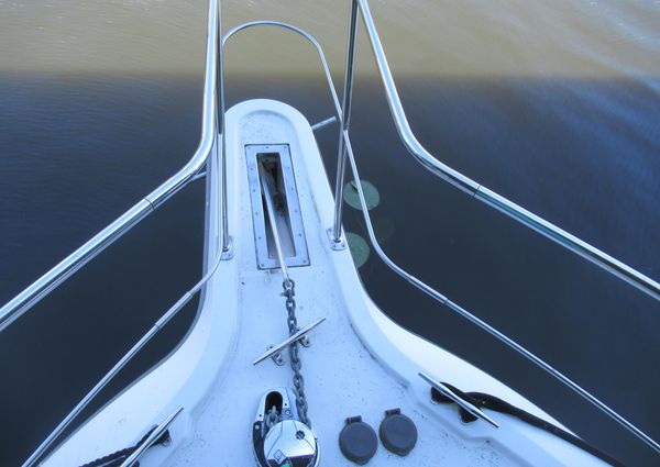 Carver 390-AFT-COCKPIT image