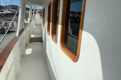Custom 90' Expedition Yacht image