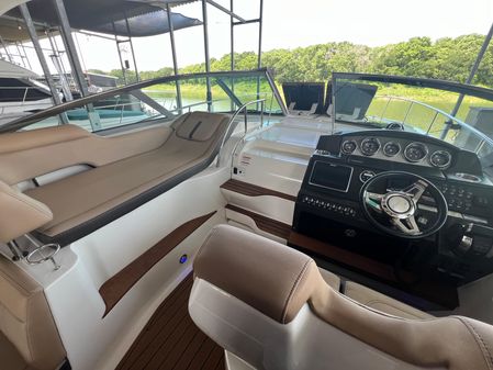 Sea Ray 350 Sundancer image