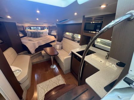 Sea Ray 350 Sundancer image