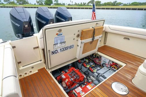 Chris-Craft Calypso 35 image