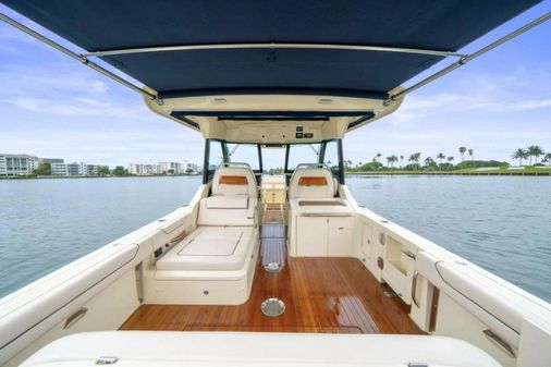 Chris-Craft Calypso 35 image