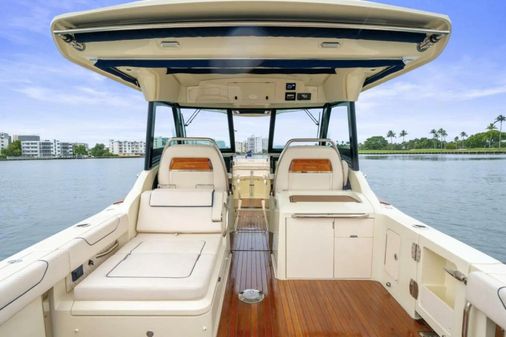 Chris-Craft Calypso 35 image