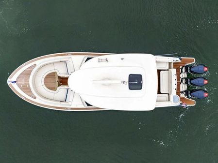 Chris-Craft Calypso 35 image