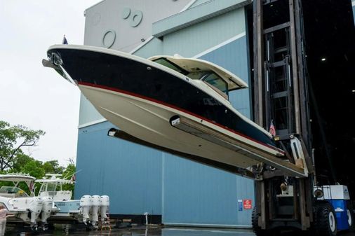 Chris-Craft Calypso 35 image