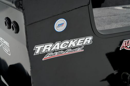 Tracker PRO-GUIDE-V-175-WT image