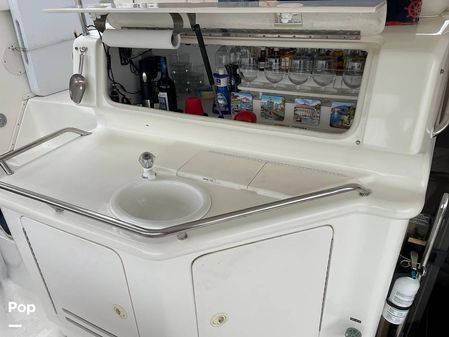 Sea Ray 370 Aft Cabin image