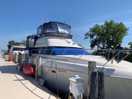 Silverton 41 Aft Cabin - main image