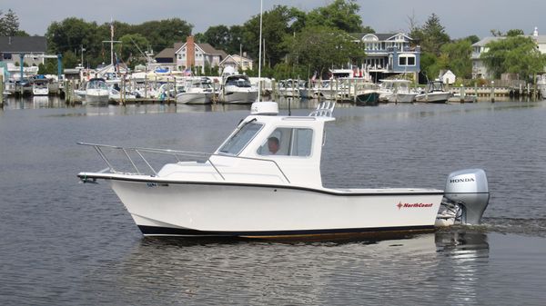 NorthCoast 215 HT Pilothouse