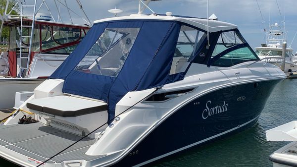 Sea Ray Sundancer 320