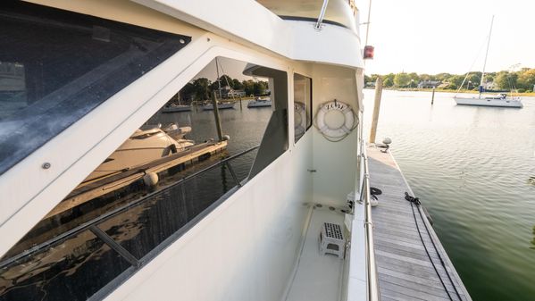 Tollycraft 57 Pilothouse Motor Yacht image