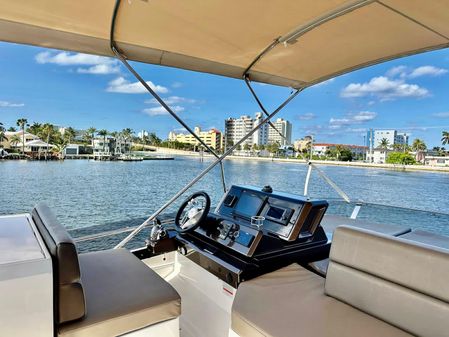 Galeon 500 Fly image