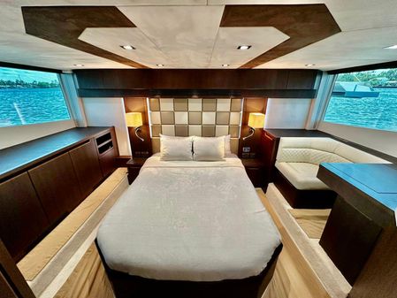 Galeon 500 Fly image