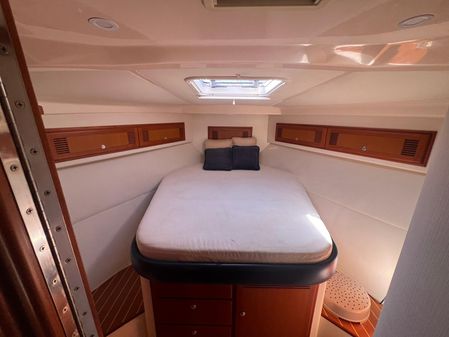 Cabo 35 Flybridge image