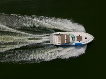 Sea Ray 410 Express Cruiser image