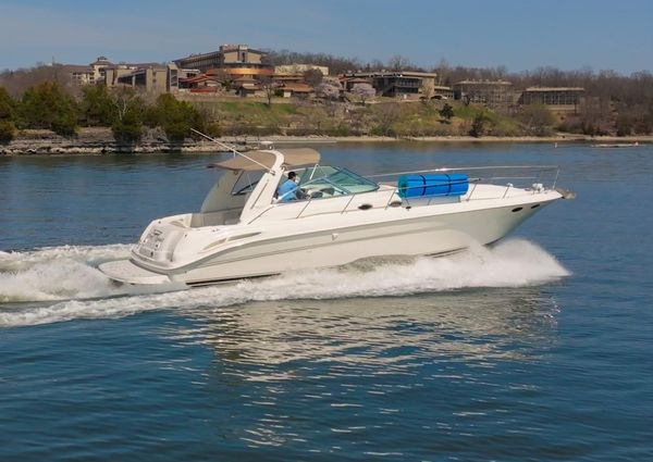 Sea Ray 410 Express Cruiser image