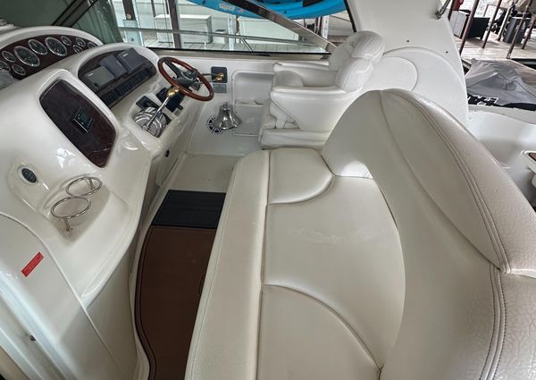 Sea Ray 410 Express Cruiser image