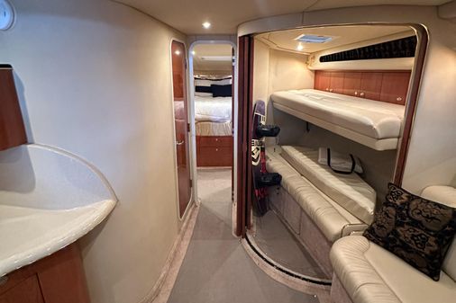 Sea Ray 410 Express Cruiser image