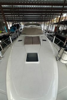 Sea Ray 410 Express Cruiser image