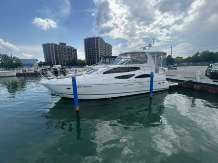 Cruisers Yachts 455 Express Motor Yacht image