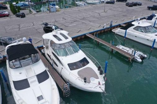 Cruisers Yachts 455 Express Motor Yacht image