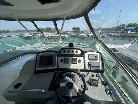 Cruisers Yachts 455 Express Motor Yacht image