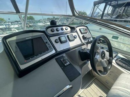 Cruisers Yachts 455 Express Motor Yacht image