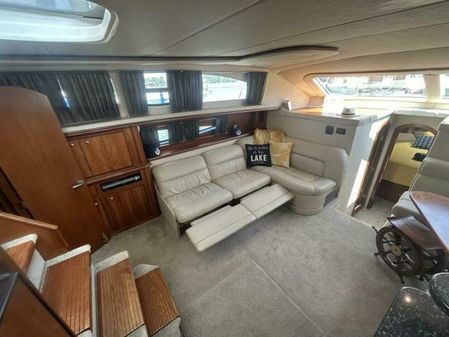 Cruisers Yachts 455 Express Motor Yacht image