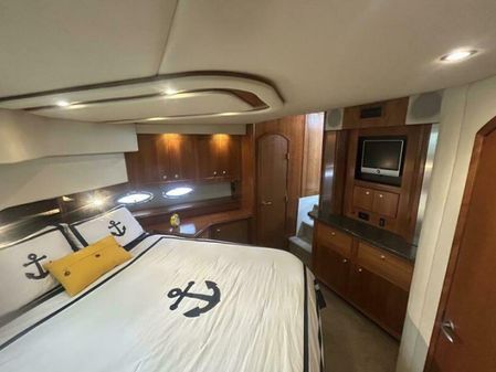 Cruisers Yachts 455 Express Motor Yacht image