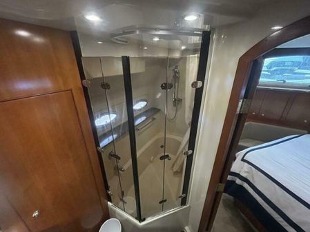 Cruisers Yachts 455 Express Motor Yacht image