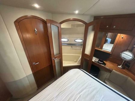 Cruisers Yachts 455 Express Motor Yacht image