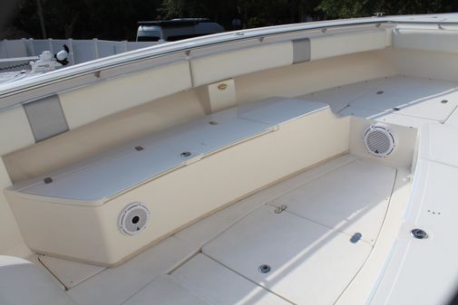 Fountain 38 Center Console image