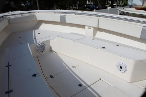 Fountain 38 Center Console image