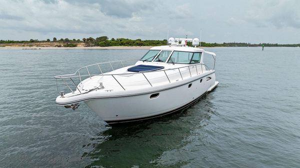 Tiara Yachts 4400 Sovran image