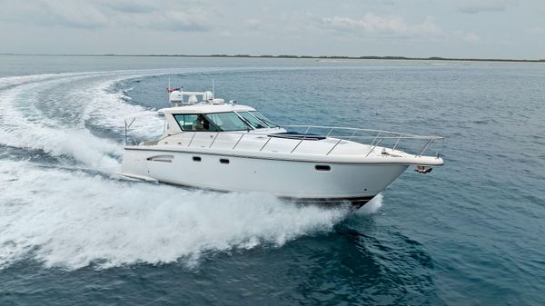 Tiara Yachts 4400 Sovran