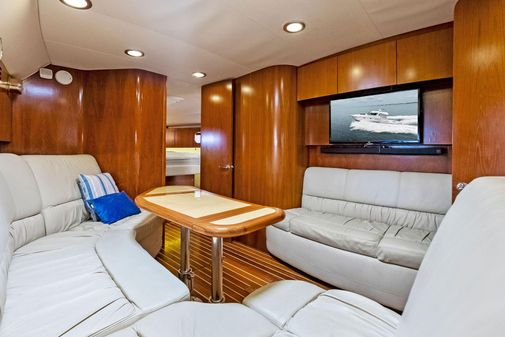 Tiara Yachts 4400 Sovran image