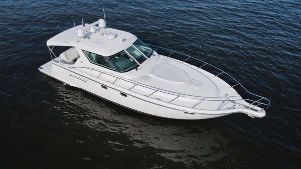 Tiara Yachts 4400 Sovran image