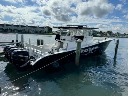 Conch 47 Center Console image